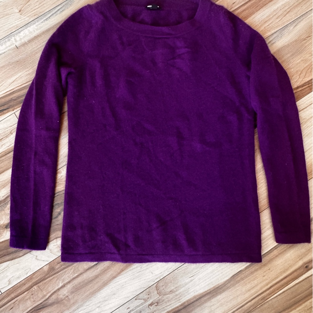 Cashmere Purple Crew Neck  Sweater